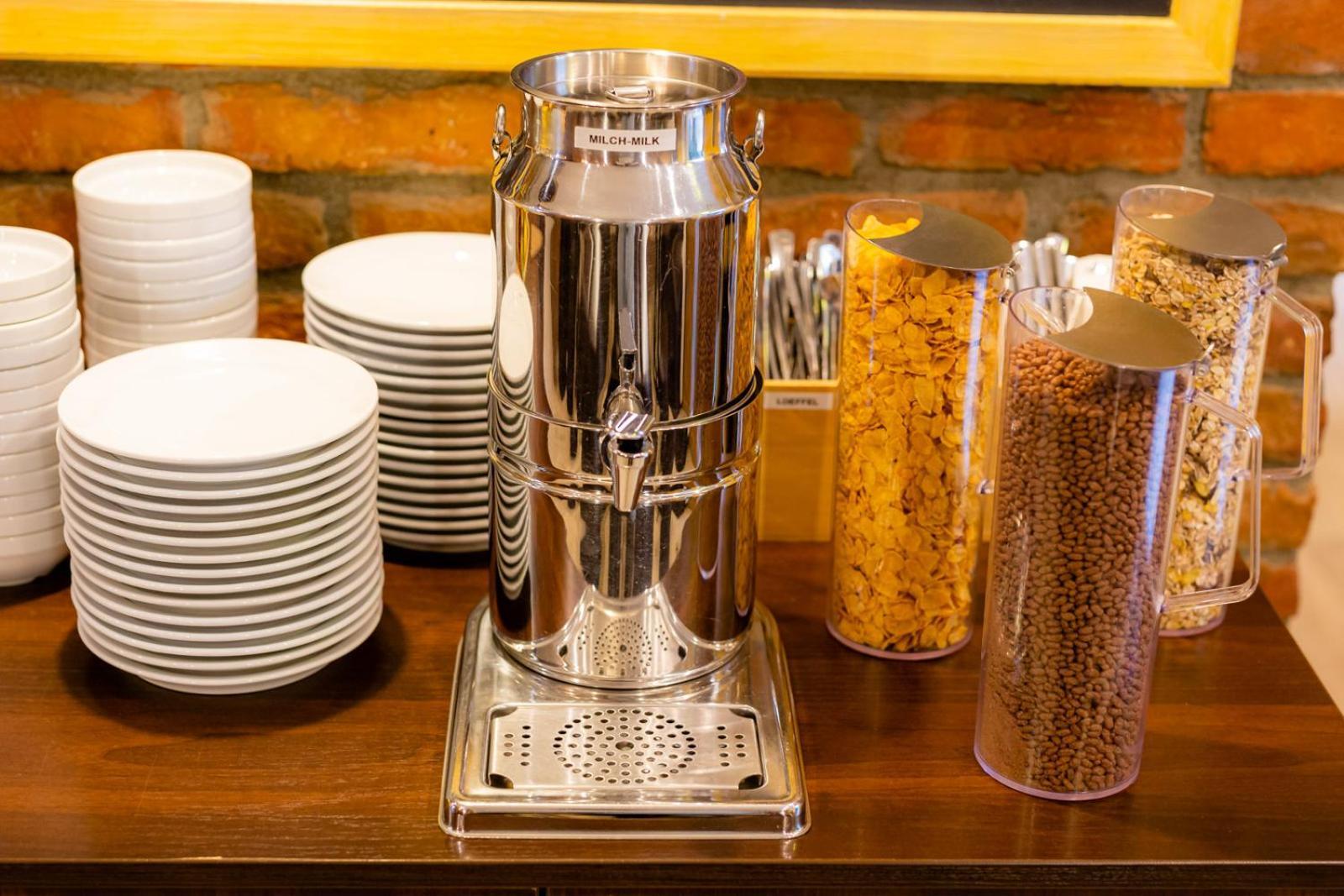 Do Step - Hotel&hostel Wien